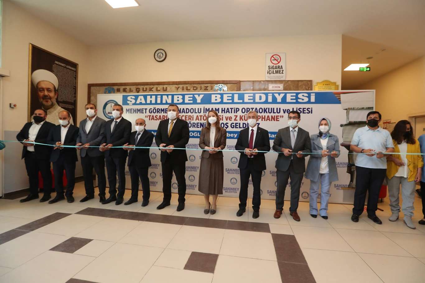 Gaziantep’te Z kütüphanesi açıldı Gaziantep’te Z kütüphanesi açıldı
